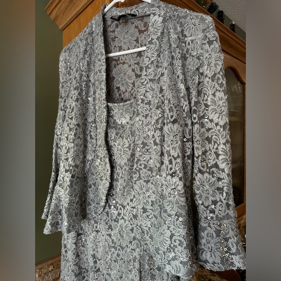 R&M Richards silver/gray sparkling mother-of-bride wedding dress (formal dress) - Picture 4 of 4